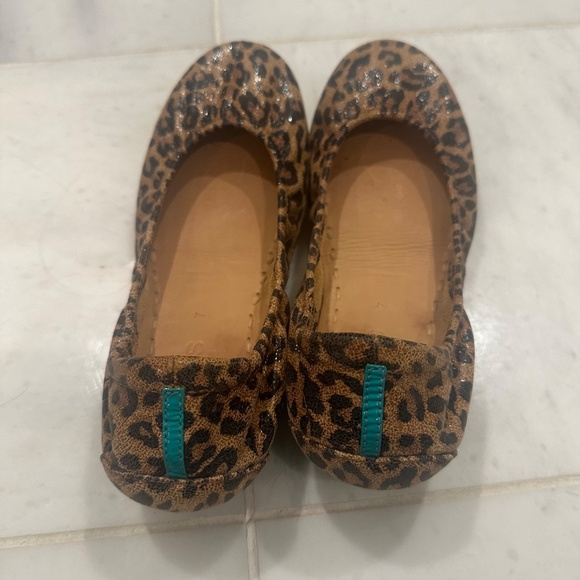 Tieks leopard ballet size 7 - Picture 2 of 2